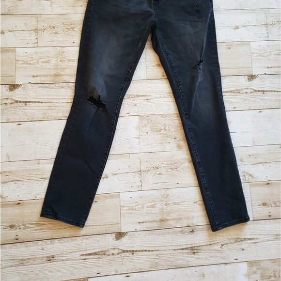 Aeropostale Ripped Skinny Jeans 27x28. Men's size 27. Youth Size 14. Black Denim - Picture 4 of 8